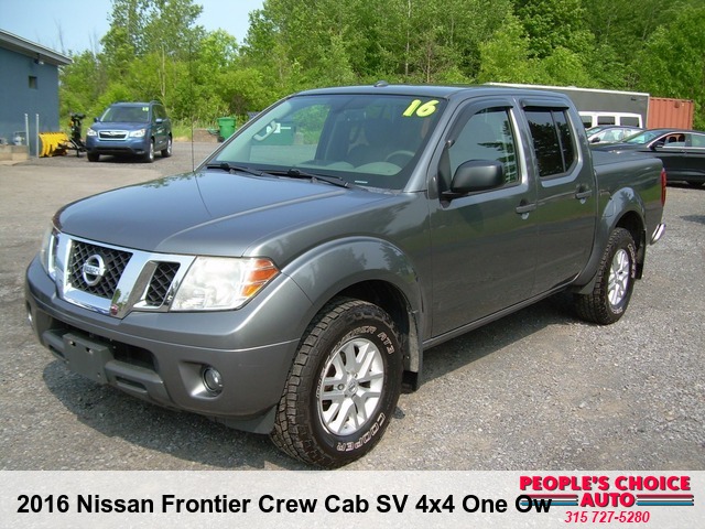 2016 Nissan Frontier Crew Cab SV 4x4 One Owner