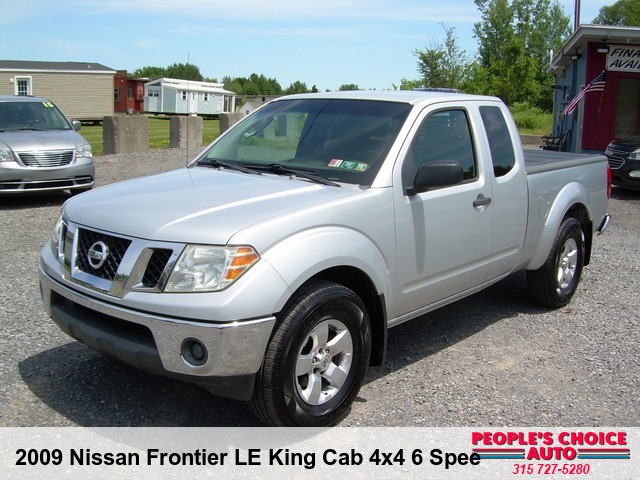 2009 Nissan Frontier LE King Cab 4x4 6 Speed