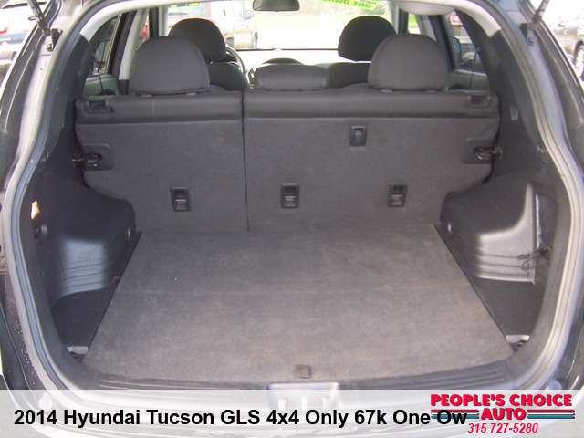 2014 Hyundai Tucson GLS 4x4 Only 67k One Owner