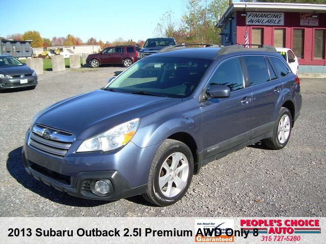 2013 Subaru Outback 2.5I Premium AWD Only 81k miles One Owner