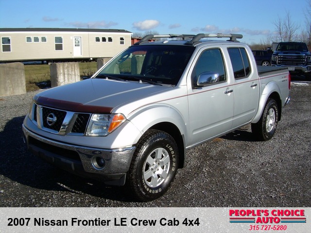 2007 Nissan Frontier LE Crew Cab 4x4