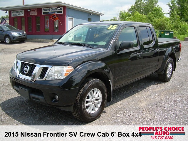 2015 Nissan Frontier SV Crew Cab 6' Box 4x4