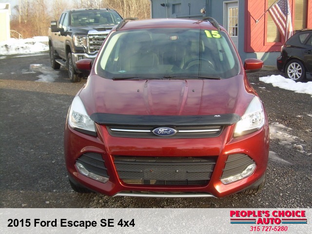 2015 Ford Escape SE 4x4 Only 87k miles