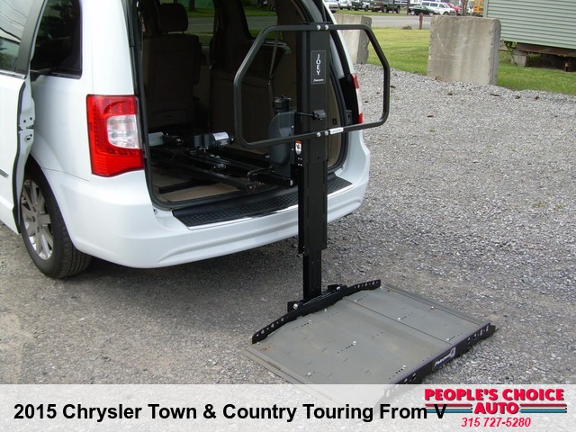 2015 Chrysler Town & Country Touring From VA Wheelchair/Scooter