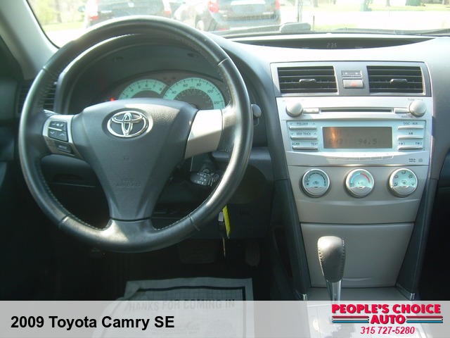 2009 Toyota Camry SE 