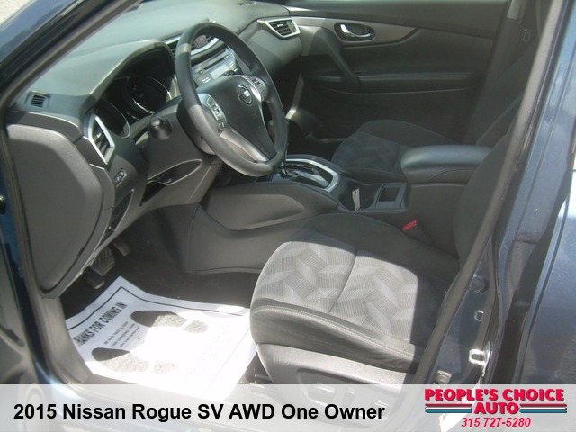 2015 Nissan Rogue SV AWD One Owner